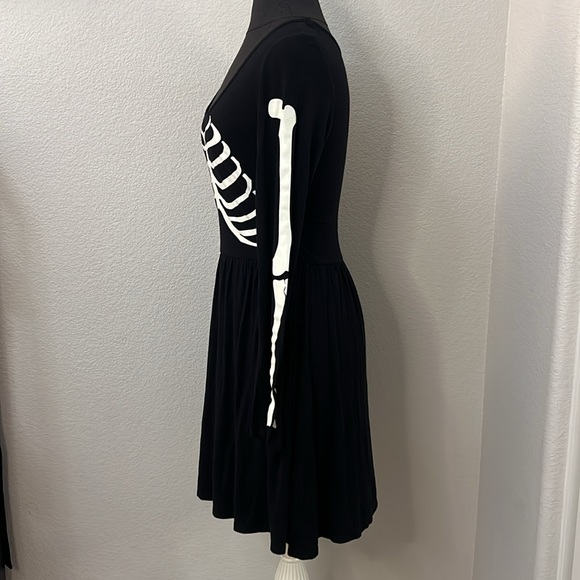 Midnight Hour Skeleton Halloween Dress Size Medium - Picture 4 of 8